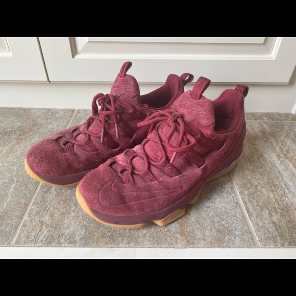 Men’s Size 10 Nike LeBron 13 Low 'Team Red Gum' - Picture 1 of 5